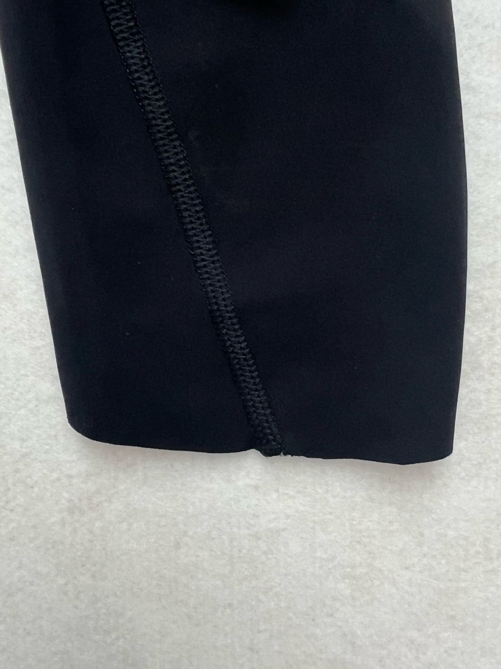 Athleta Womens Black Reflective Running Tights Leggings w/Scalloped Hem XS - Picture 2 of 10